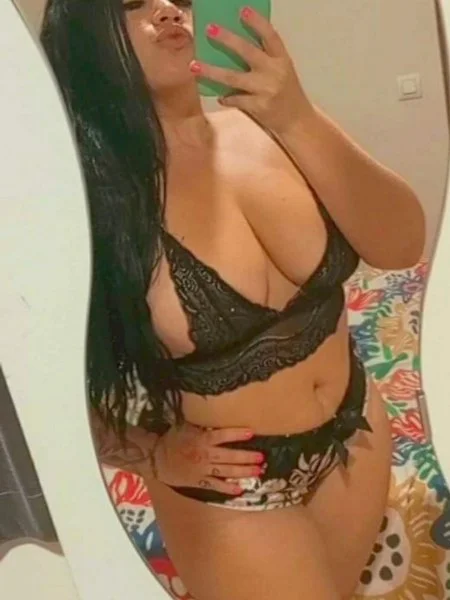 Puta Paola presiosa scort venezolana, fotos reales en Sevilla